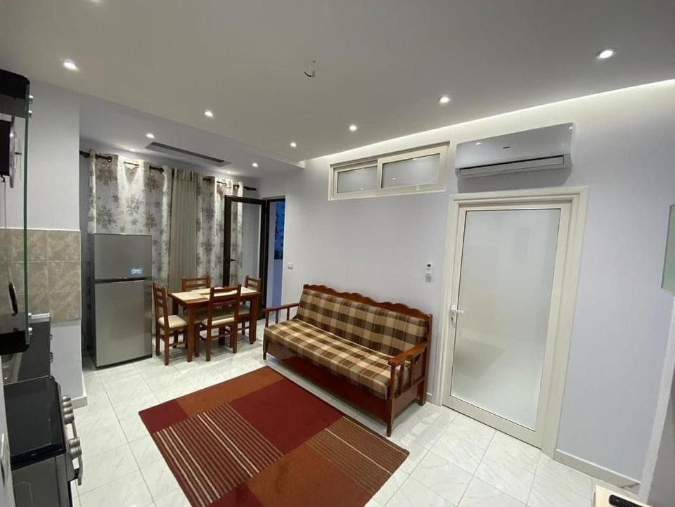 E&B Cosy Apartment Tirana Exterior photo