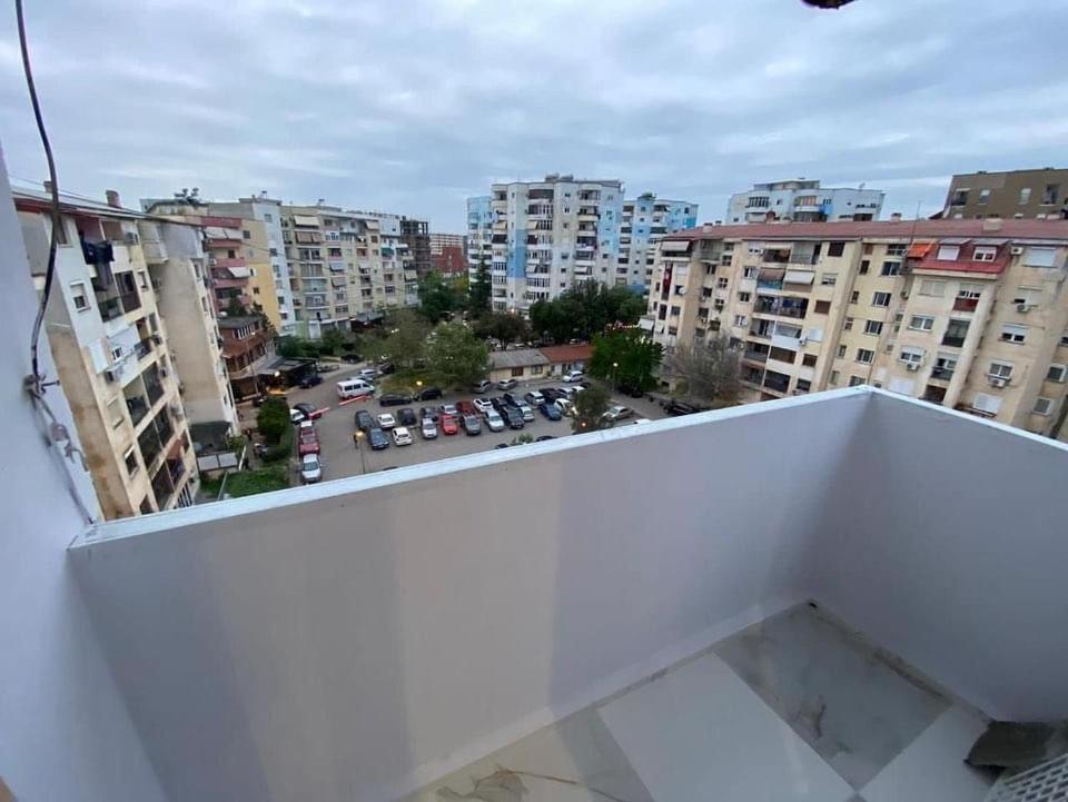 E&B Cosy Apartment Tirana Exterior photo