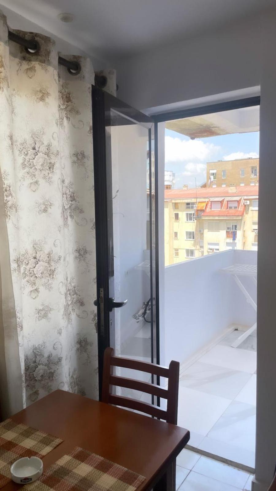 E&B Cosy Apartment Tirana Exterior photo
